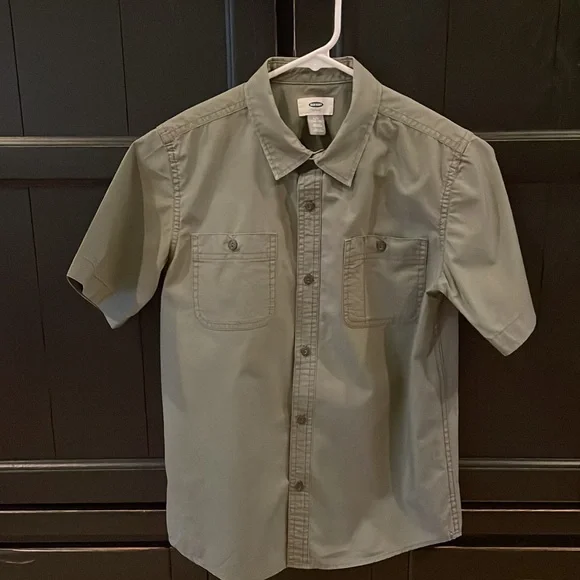 THREE Boys (10/12) Old Navy short sleeved button down shirts - Picture 2 of 7